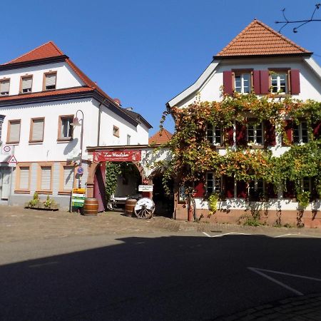 Zum Weinsticher, Weingut Anlag/Nichterlein Rhodt unter Rietburg Exterior foto